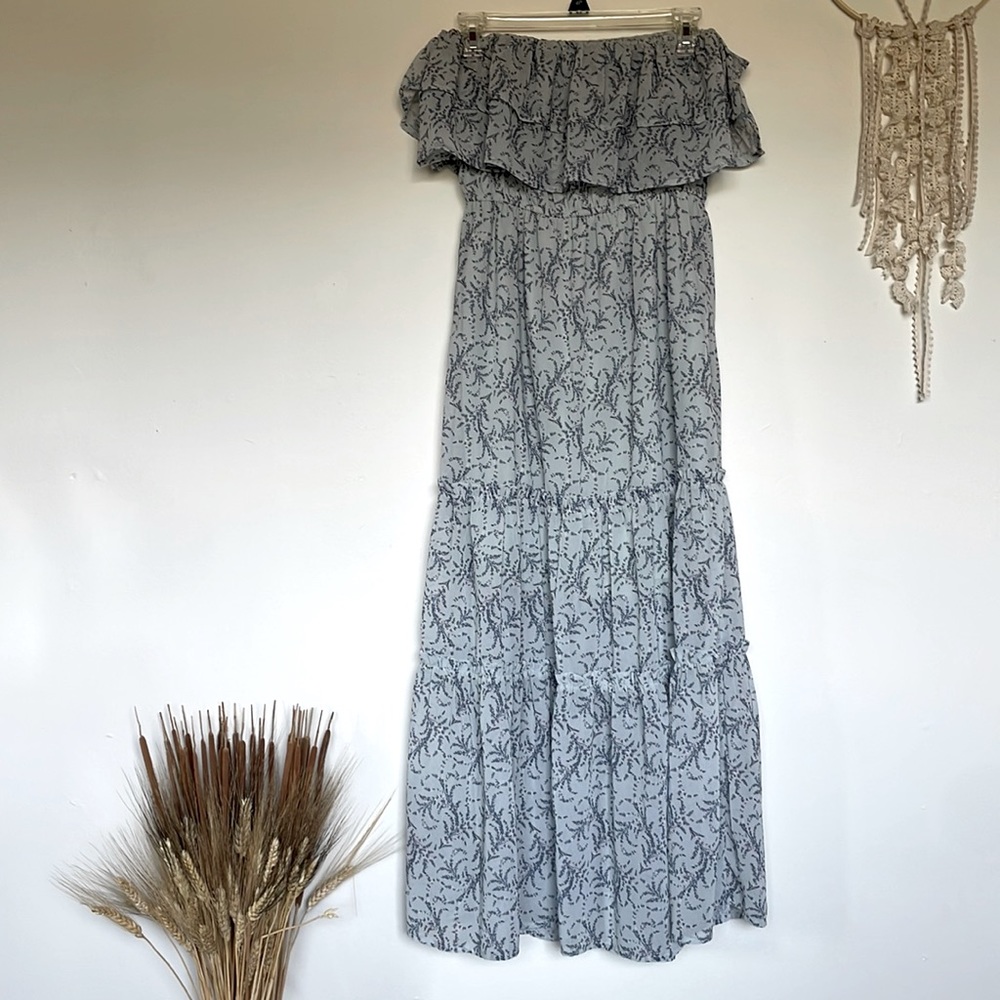 Promesa S like new strapless dress